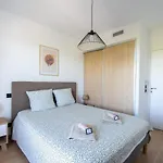 La Canopee Parking Prive Climatisation Terrasse Recente De Standing Daire La Grande Motte