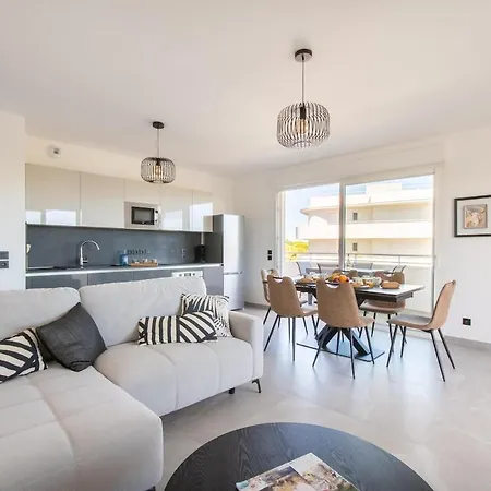 La Canopee Parking Prive Climatisation Terrasse Recente De Standing ラ・グランド・モット